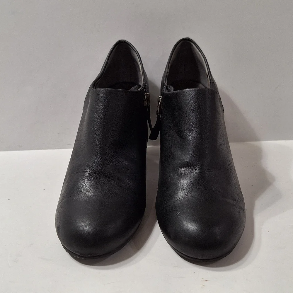Crown Vintage Black Leather Grunge Romantic Goth Side Zip Ankle Heel Boots Sz.10